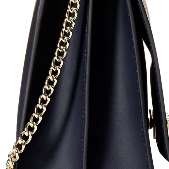 Zac Posen NWOT medium black Earthette Leather gold Chain Bag Accordion style - Picture 4 of 10